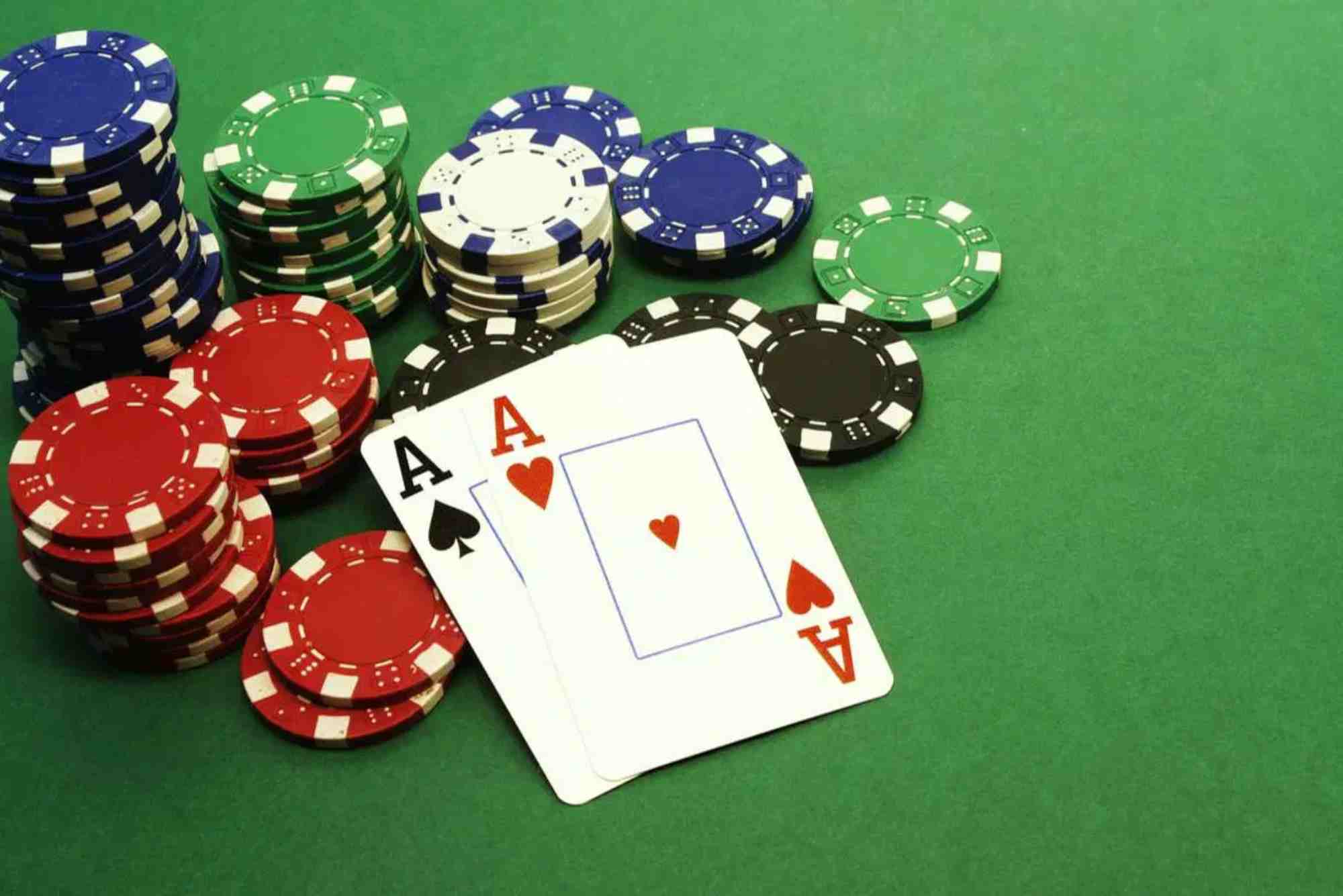 How Do You Start with Online Poker Games?