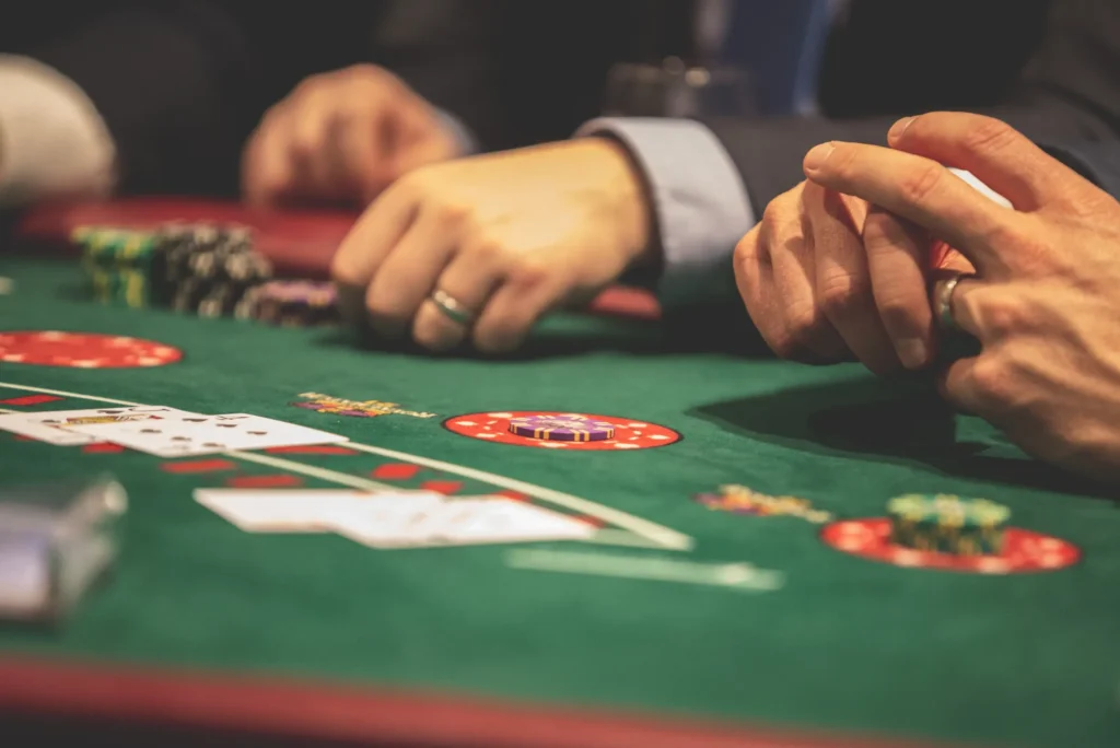 Why play live poker games online